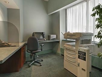 Ramada Plaza Park Place Hotel4