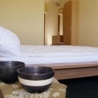 Arta Hotel0