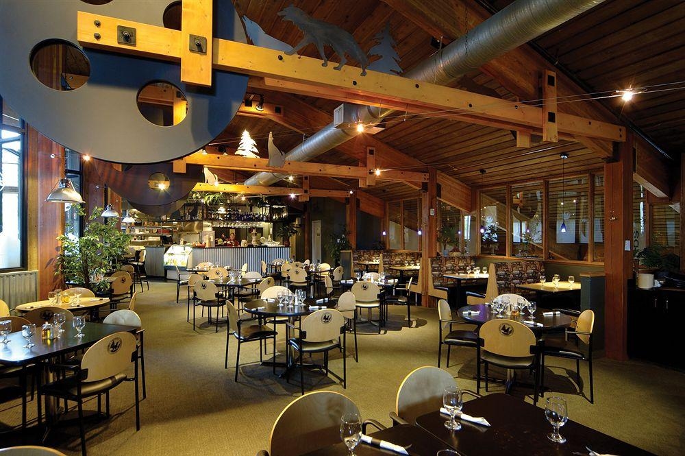 Lake Louise Inn Hotel3