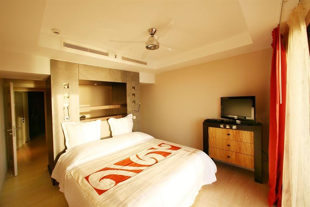 Manava Suite Resort2