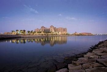Movenpick Hotel Yanbu1