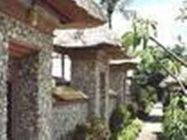 Coconut Grove Village0