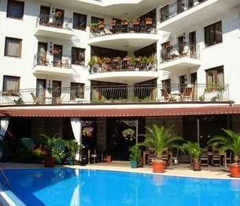 Villa Maria Revas0