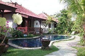 โรงแรมวิลลา เชมปากา (Villa Chempaka Hotel)3