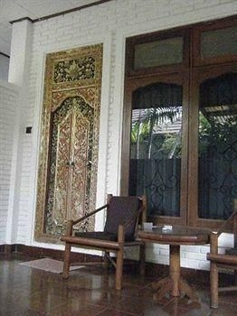 Pondok Prima Cottages2