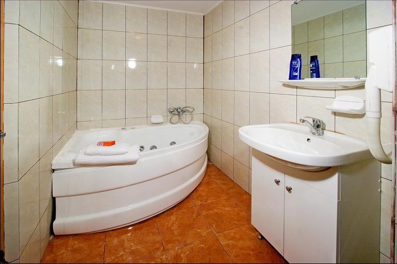 Hotel Charter Otopeni4