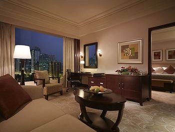 Edsa Shangri-la Manila1