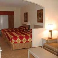 Comfort Suites Airport Kenner1