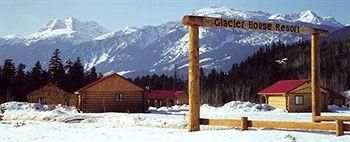 Glacier House Resort2
