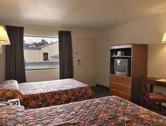 Travelodge Lafayette4