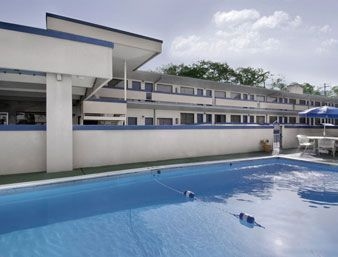 Travelodge Lafayette2