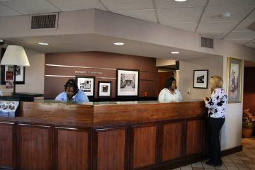Hampton Inn Monroe4