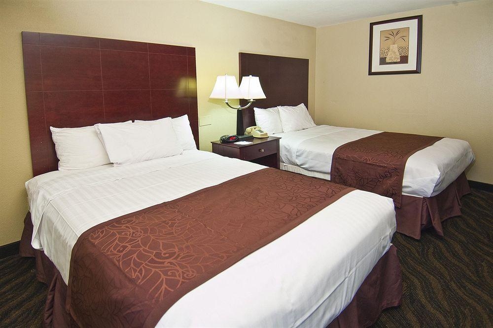 Best Western Magnolia Manor3