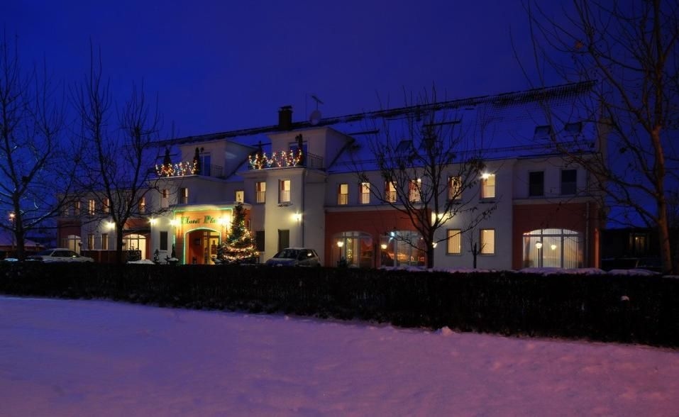 Hotel Platan0