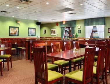 Ramada Hotel  - Suites Metrotown2