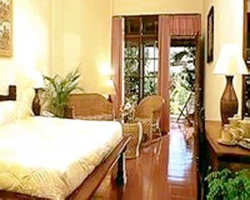 Bumas Hotel2