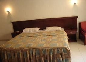 Palm Beach Hotel0