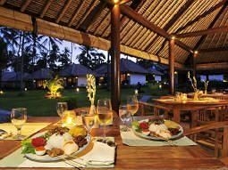คูบู อินดาห์ ไดฟ์ &สปา รีสอร์ท (Kubu Indah Dive & Spa Resort)2