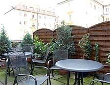 โรงแรมวัลลิส (Hotel Wallis)3