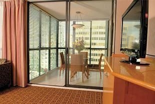 Landis Hotel & Suites1