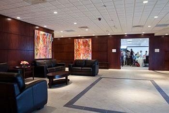Embassy West Hotel4