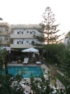 Georgia Hotel3