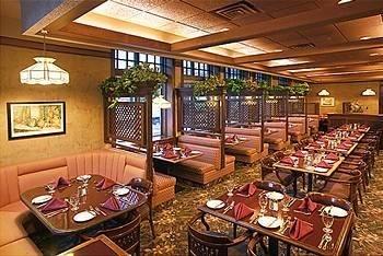 Banff International Hotel0