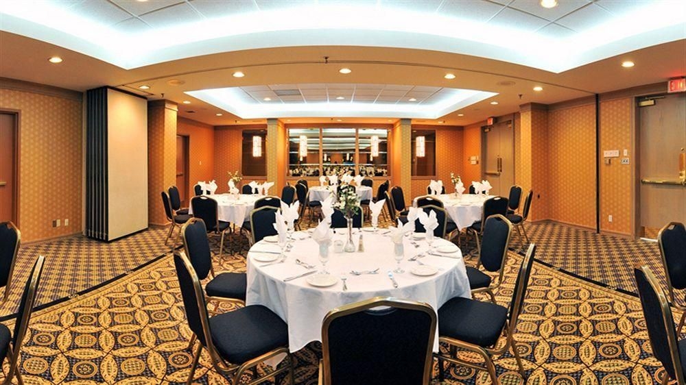 Ramada Plaza Toronto2