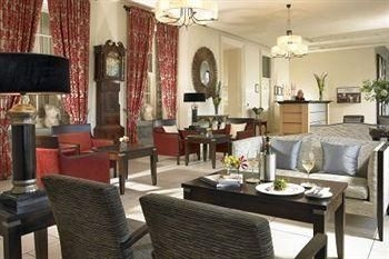 Carlton Abbey Hotel & Spa4