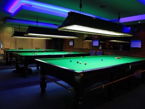 Summit Pavilion Hotel3