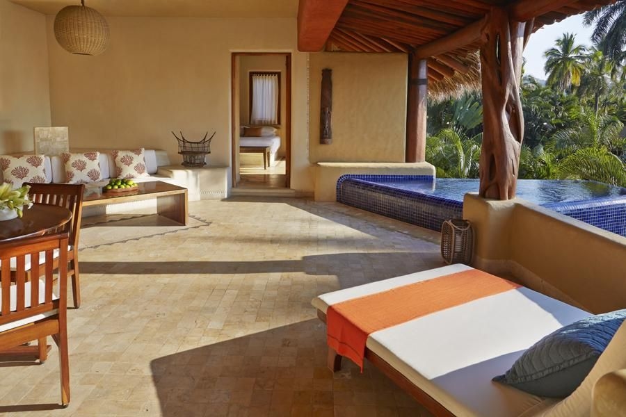 The Tides Zihuatanejo4