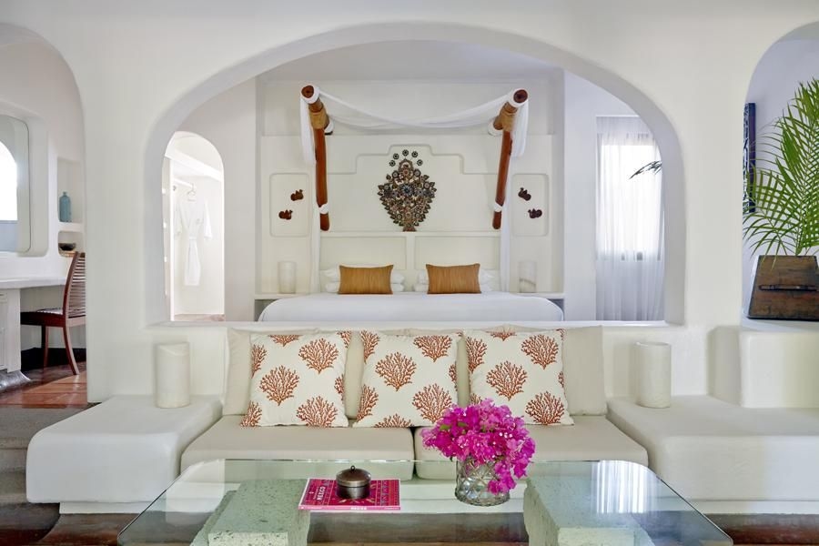 The Tides Zihuatanejo3