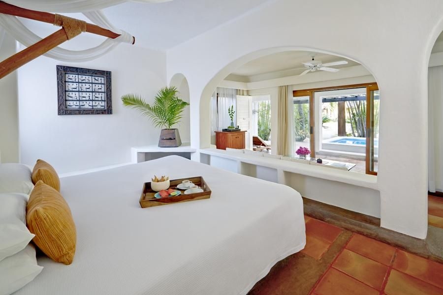 The Tides Zihuatanejo2