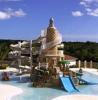 Cadaques Caribe Resort and Villas3