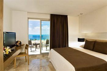 Privilege Aluxes - Isla Mujeres1