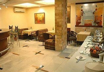Ajanta Hotel2