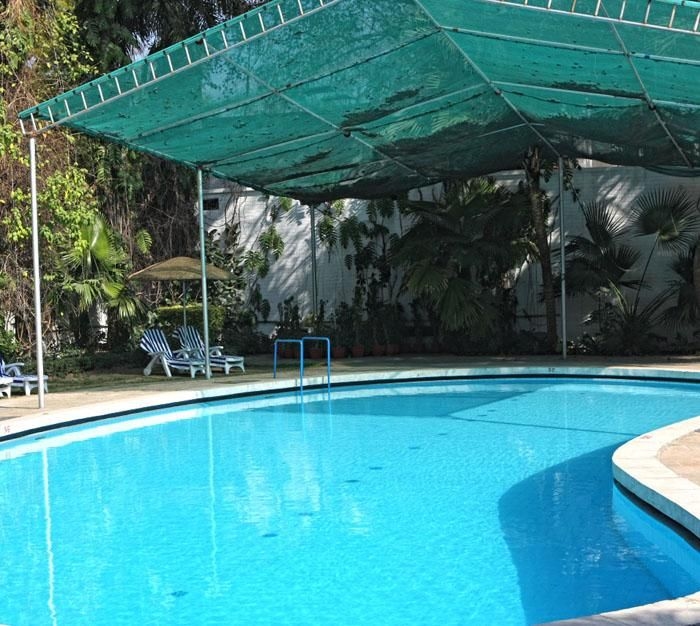 Hotel Clarks Varanasi1
