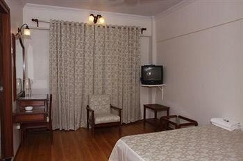 Hotel Kemps Corner1