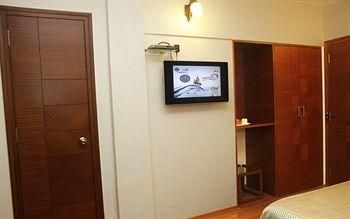 Hotel Kemps Corner0