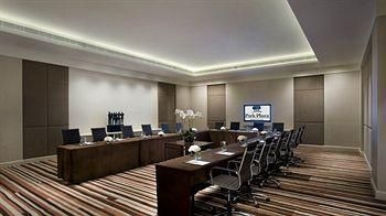 Park Plaza3