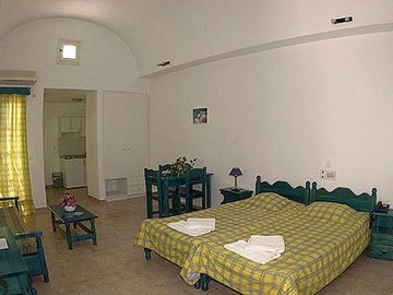 Scorpios Beach Hotel1