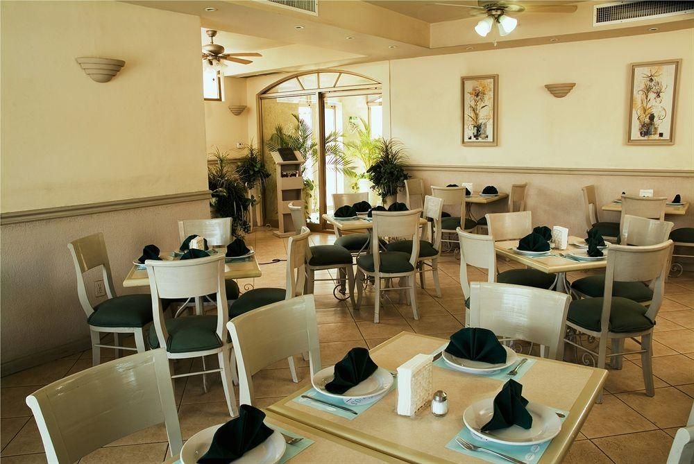 Hotel and Suites Quinta Magna4