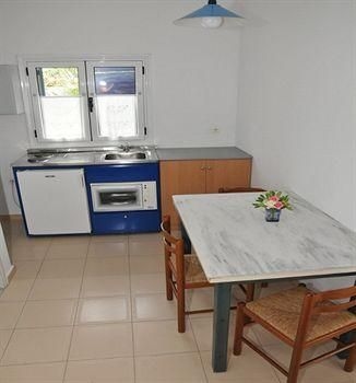 Eva Suites0
