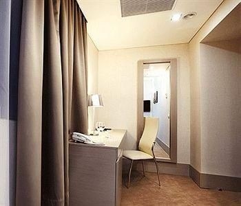 City Park Hotel Kiev1