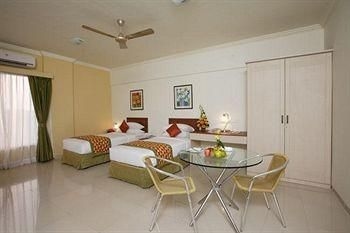 Keys Hotel Nestor0