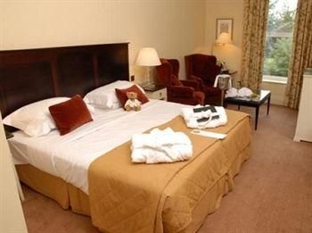 Hatherley Manor Hotel4