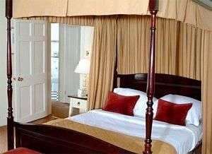 Hatherley Manor Hotel1