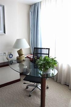 Hangzhou LongHill Hotel1