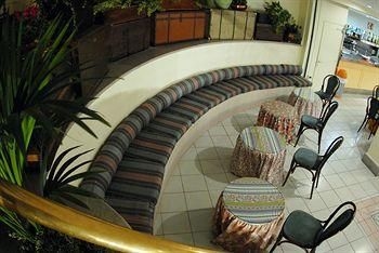 Hotel V73