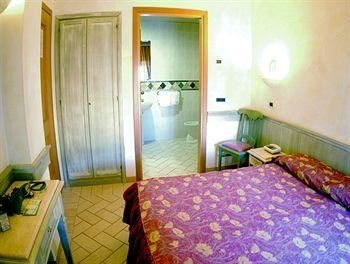 Hotel V74